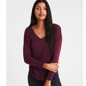 American Eagle Long Sleeve Tshirt